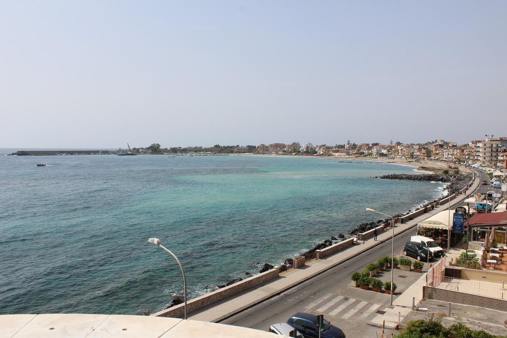Appartamento Vista D'Incanto Giardini Naxos Eksteriør billede